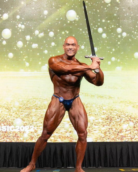 "Mold your body through your own hard work and dedication." Jasen Ono, Bodybuilder